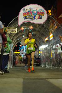 BIB: 30031
                            <button type="button" onclick="openModal(21832424)" class="btn btn-primary btn-sm float-right btn-popup" data-toggle="modal" data-target=".modal-high-quality">
                        <i class="fas fa-shopping-cart"></i> Add to Cart
                    </button>
                                            <button type="button" onclick="isThisMe(21832424, true)" class="btn btn-success btn-sm float-right btn-popup btn-isme hidden" data-toggle="tooltip" data-placement="bottom" title="นี่คือรูปของคุณใช่ไหม คลิกที่นี่เพื่อเอาเข้าอัลบั้ม">
                        <i class="fas fa-plus"></i> Add to album
                    </button>
                    <button type="button" onclick="isThisMe(21832424, false)" class="btn btn-warning btn-sm float-right btn-popup btn-isnotme hidden">
                        <i class="fas fa-ban"></i> Remove from album
                    </button>